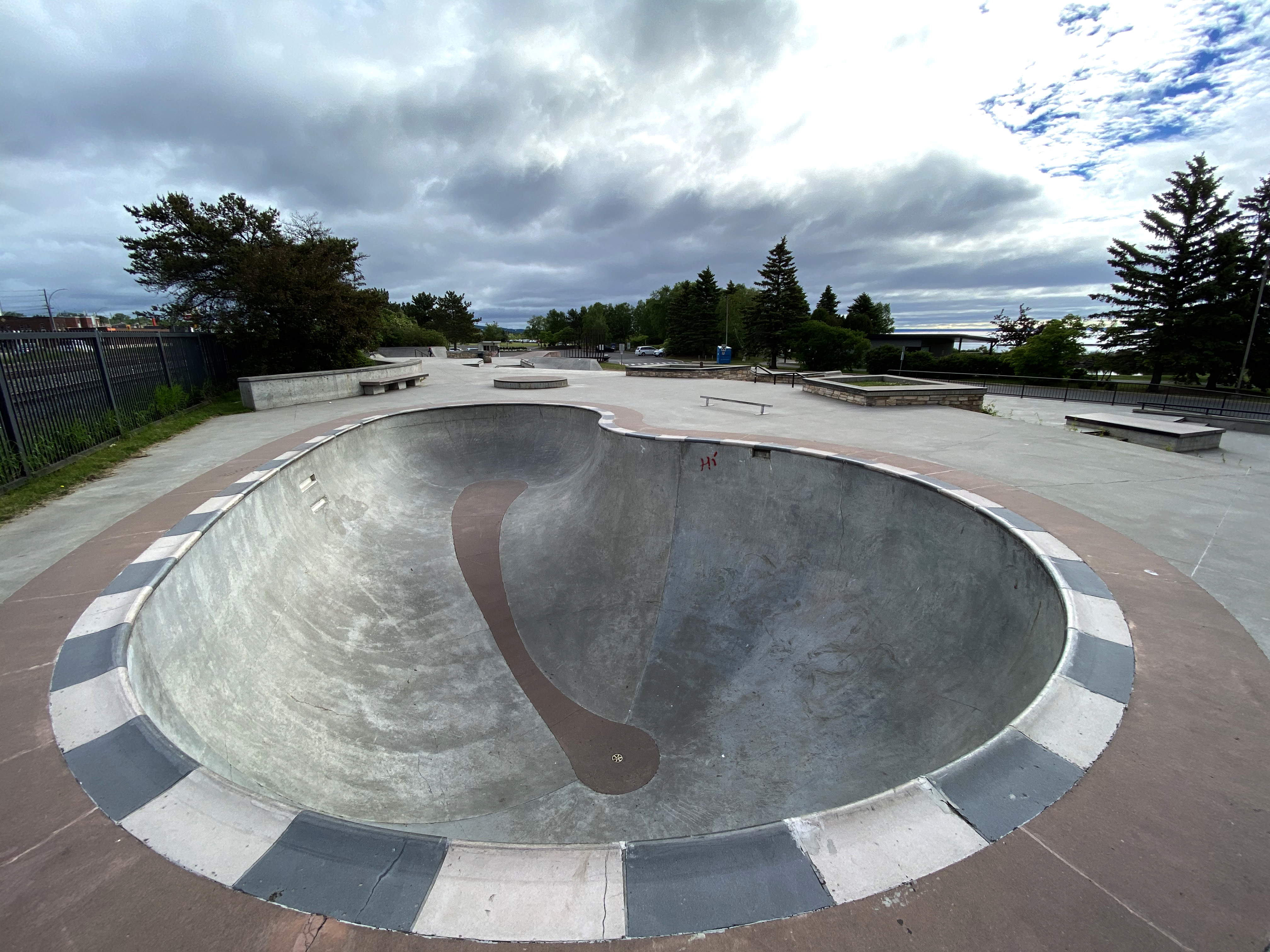 Thunder Bay marina plaza skatepark in ontario